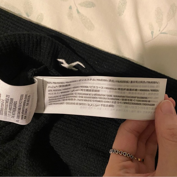 hollister top - Picture 4 of 5